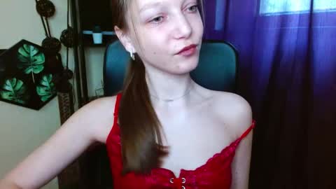 Emilly online show from April 13, 2026, 8:42 am