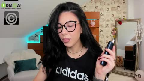 EmillyTaylor online show from June 2, 2026, 4:14 am