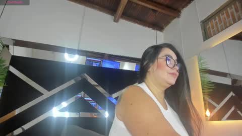 Snapshot of emily18__ chatting on March 7, 2025, 10:56 am Emily online show from March 7, 2025, 10:56 am