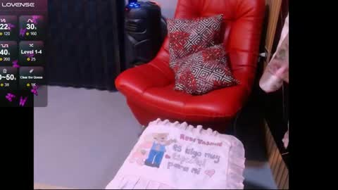 Snapshot of emily1_rosse chatting on May 15, 2026, 8:27 pm Rosse online show from May 15, 2026, 8:27 pm