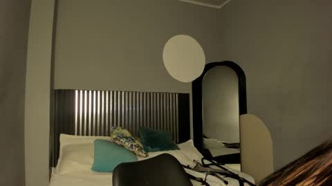 Snapshot of emily_beltonn chatting on January 10, 2026, 7:59 pm online show from January 10, 2026, 7:59 pm