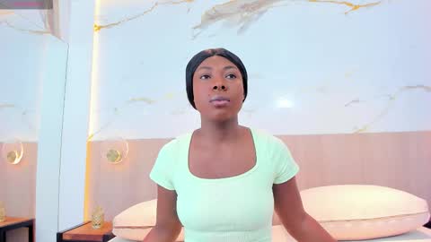 emily online show from December 19, 2025, 7:21 pm