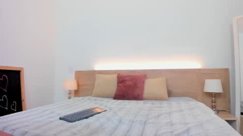 Snapshot of emily_bruss chatting on February 13, 2026, 3:35 am emily_bruss online show from February 13, 2026, 3:35 am