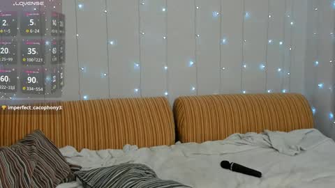 emily_cline online show from March 7, 2025, 6:24 am