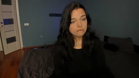 emily_ferra online show from July 23, 2026, 10:13 am