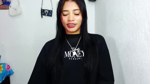Snapshot of emily_hot_01 chatting on March 13, 2026, 12:23 pm emily online show from March 13, 2026, 12:23 pm