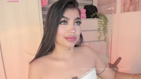 EmilyKenner  Independent model  online show from March 10, 2026, 11:48 am