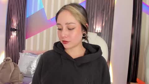 Emily online show from October 27, 2025, 2:32 pm