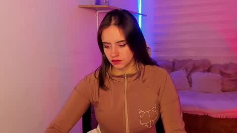 Snapshot of emily_lindey chatting on October 24, 2025, 3:36 am emily_lindey online show from October 24, 2025, 3:36 am