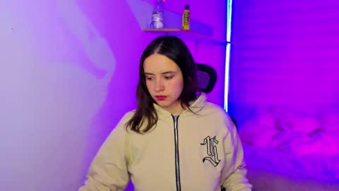 Snapshot of emily_lindey chatting on November 22, 2025, 3:16 am emily_lindey online show from November 22, 2025, 3:16 am