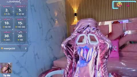 Emily  online show from October 18, 2025, 8:53 pm