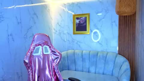 Emily  online show from November 17, 2025, 8:25 pm