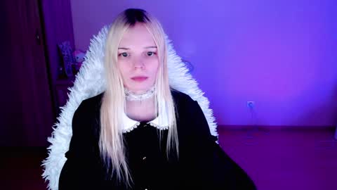 Lia online show from January 28, 2025, 4:39 am