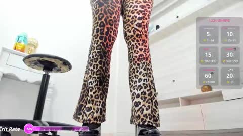 Snapshot of emily_ospina chatting on November 2, 2025, 1:19 am emili online show from November 2, 2025, 1:19 am