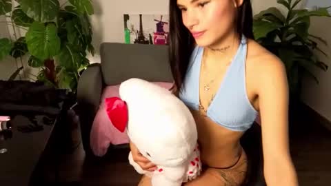 emily_rousse7 online show from January 17, 2026, 6:22 pm