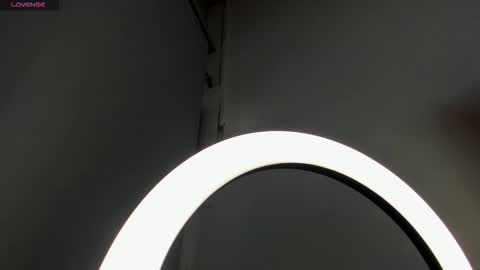 Snapshot of emily_sander_ chatting on October 30, 2025, 4:08 pm emily_sander_ online show from October 30, 2025, 4:08 pm