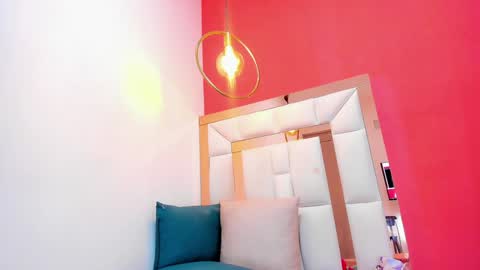 Snapshot of emily_sexy3 chatting on January 13, 2025, 2:42 pm Emily online show from January 13, 2025, 2:42 pm