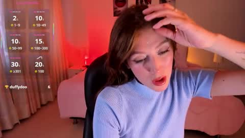 emily_warren__ online show from October 24, 2025, 7:21 pm