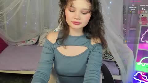 Emilyhaves online show from November 30, 2025, 3:16 pm
