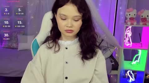 Emilyhaves online show from May 21, 2026, 7:15 am