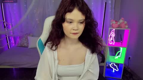 Emilyhaves online show from May 24, 2026, 6:29 am