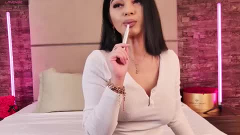 Emily online show from March 7, 2025, 5:18 am