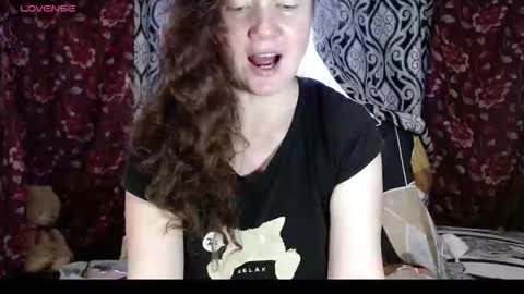 Snapshot of emilydoth chatting on October 14, 2025, 3:51 am EmilyDoth online show from October 14, 2025, 3:51 am