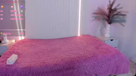 EMILY online show from April 21, 2026, 2:51 am