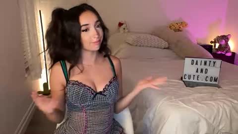 emilyfawn online show from July 16, 2026, 5:02 am