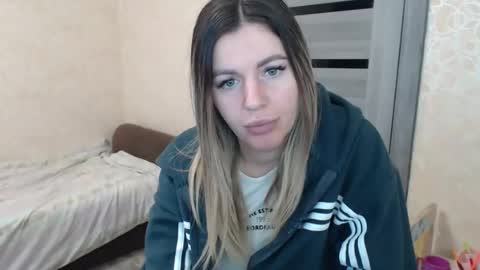 emilyfork online show from October 20, 2025, 5:41 am