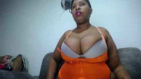 Snapshot of emilyhines__ chatting on May 13, 2026, 10:27 pm Emilyhines online show from May 13, 2026, 10:27 pm