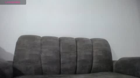 Snapshot of emilyhines__ chatting on July 14, 2026, 2:05 am Emilyhines online show from July 14, 2026, 2:05 am