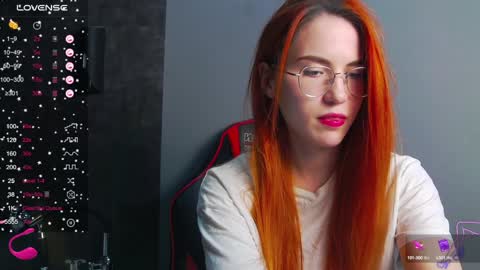 EmilyKents online show from December 4, 2024, 4:32 am