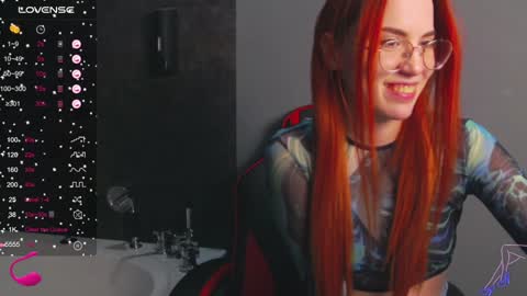 EmilyKents online show from December 11, 2024, 1:47 am