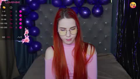 EmilyKents online show from November 17, 2025, 2:06 am