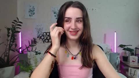 Emyli online show from January 28, 2025, 8:58 pm