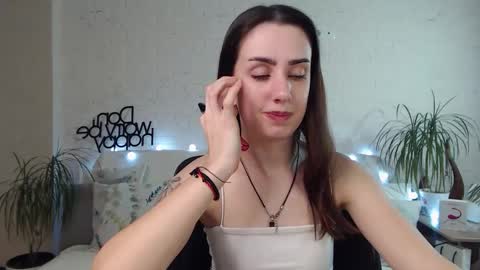 Emyli online show from February 9, 2025, 12:06 am