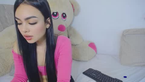 EMI online show from November 7, 2025, 1:44 pm