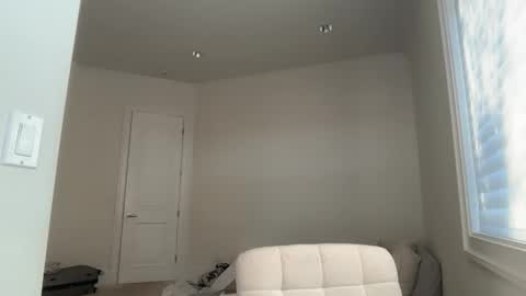 emilyparkerrr online show from February 25, 2026, 1:04 am