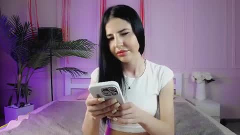 Snapshot of emilyramsey chatting on June 9, 2026, 8:20 pm Emily online show from June 9, 2026, 8:20 pm