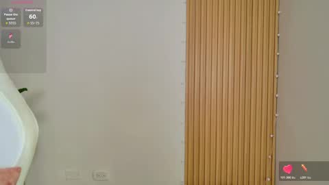 Emily  online show from November 10, 2025, 9:41 am