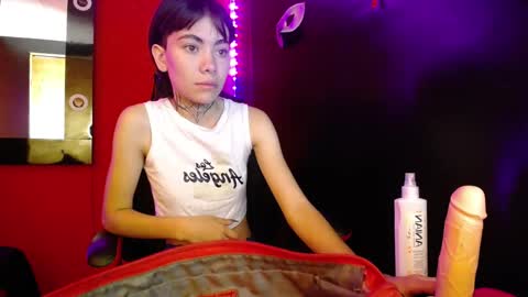 Snapshot of emilyrose_11 chatting on October 10, 2025, 2:38 pm Emily online show from October 10, 2025, 2:38 pm