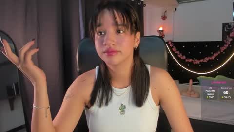 Snapshot of emilyrousex chatting on February 12, 2025, 5:26 pm emilyrousex online show from February 12, 2025, 5:26 pm