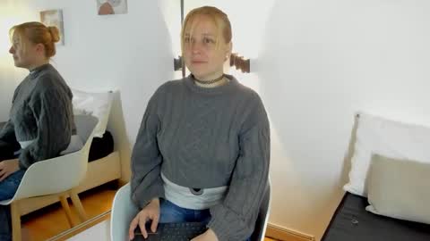 Summer 3 online show from February 18, 2026, 3:13 am