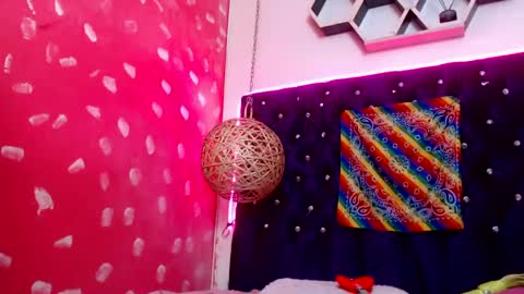 Emily online show from February 19, 2025, 4:00 pm