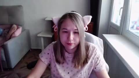 emilyway online show from June 18, 2026, 10:52 am