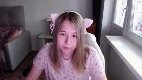 emilyway online show from June 20, 2026, 10:29 am