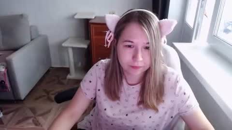 emilyway online show from July 15, 2026, 10:09 am