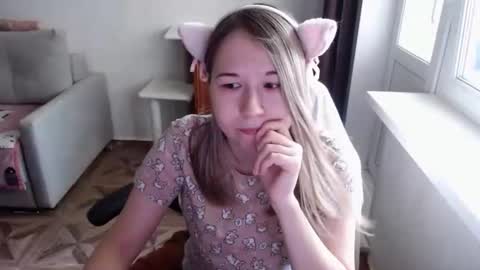 emilyway online show from July 21, 2026, 12:51 pm