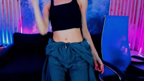 Emily online show from October 3, 2025, 8:33 am
